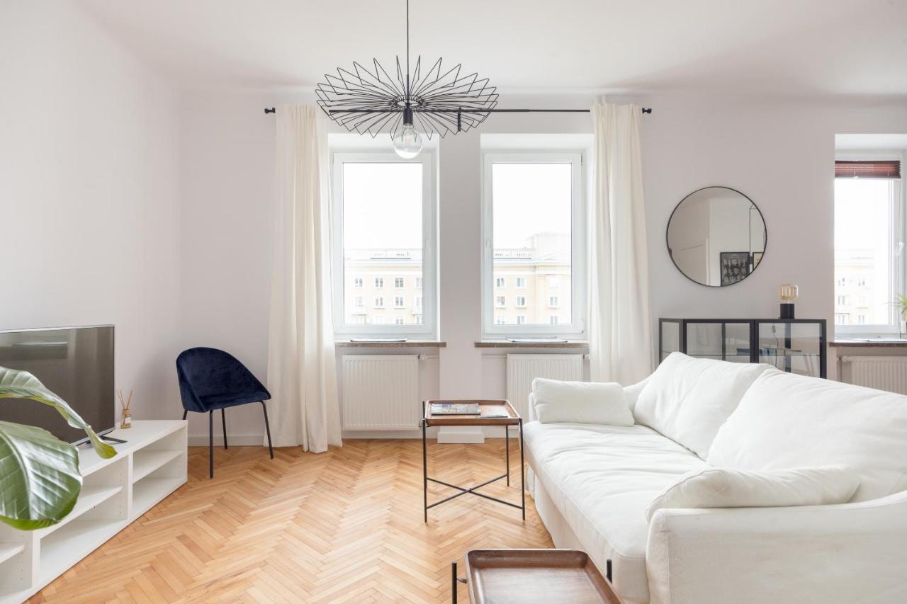 Designer In The Lägenhet Warszawa