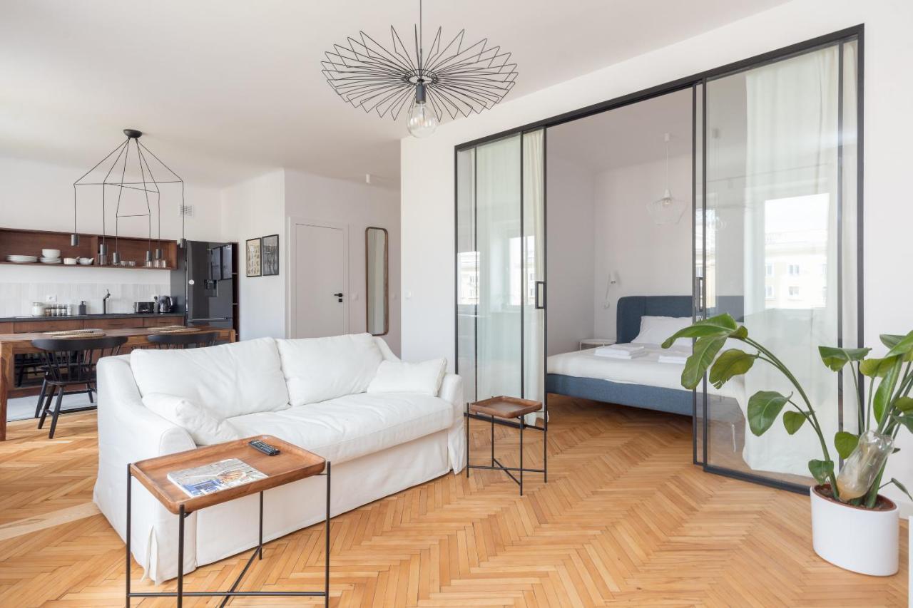 Designer In The Appartement *
